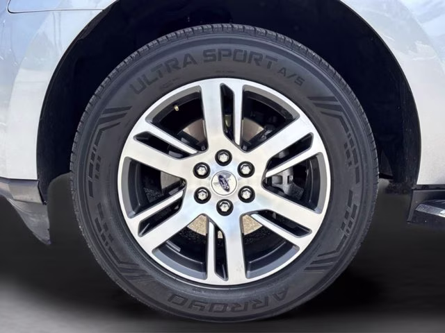2022 Silver Metallic Ford Expedition XLT RWD SUV