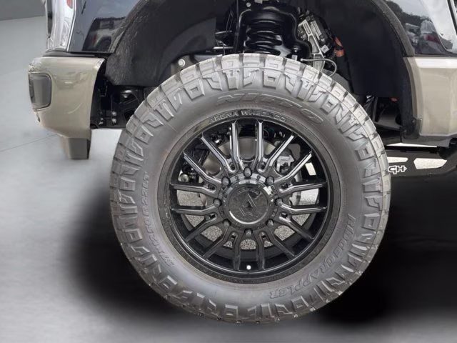 2026 Agate Black Metallic Ford Super Duty F-350 DRW Valor Lift 4X4 Truck