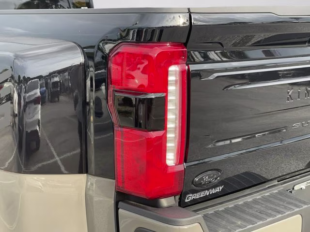 2026 Agate Black Metallic Ford Super Duty F-350 DRW Valor Lift 4X4 Truck