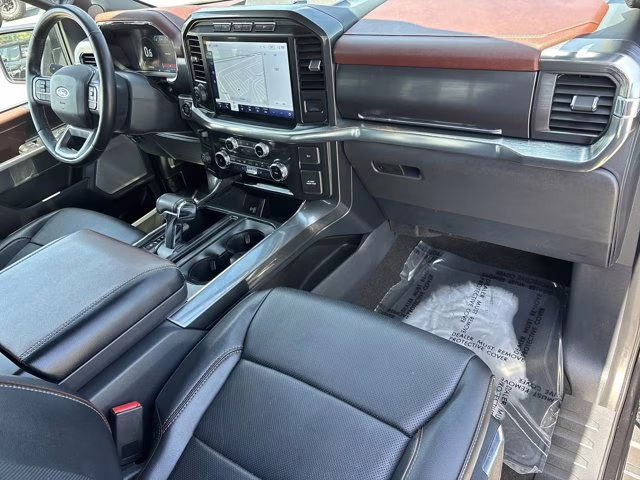 2022 Black Metallic Ford F-150 Lariat RWD Truck