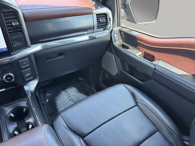 2022 Black Metallic Ford F-150 Lariat RWD Truck