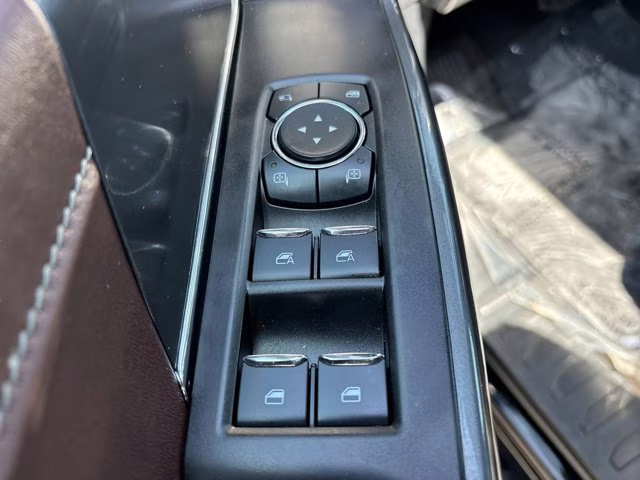 2022 Black Metallic Ford F-150 Lariat RWD Truck