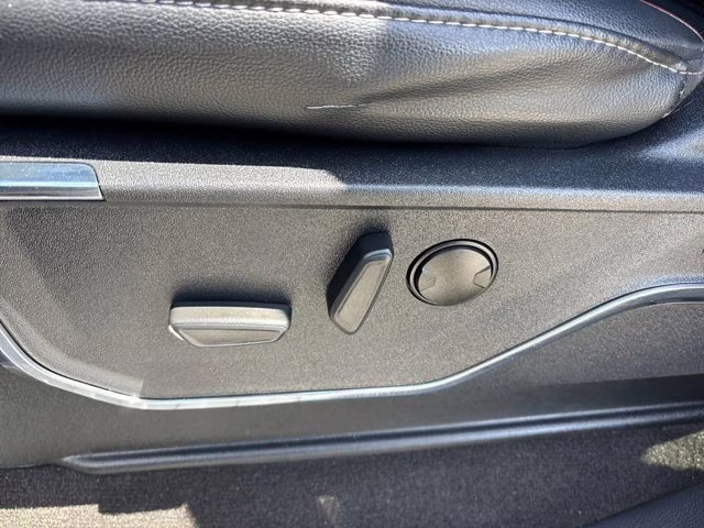 2022 Black Metallic Ford F-150 Lariat RWD Truck