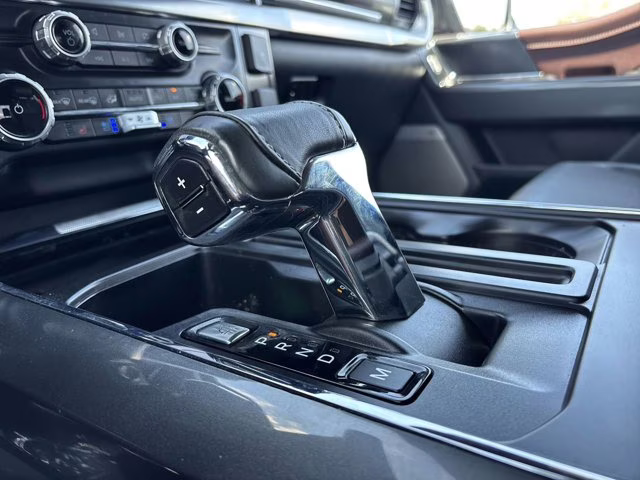 2022 Black Metallic Ford F-150 Lariat RWD Truck