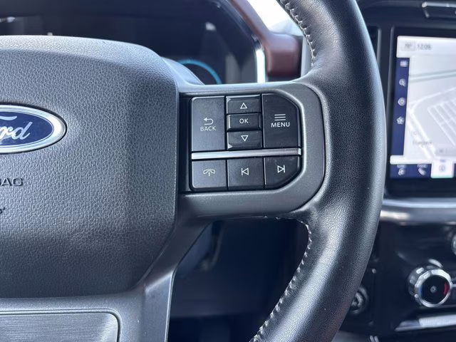 2022 Black Metallic Ford F-150 Lariat RWD Truck