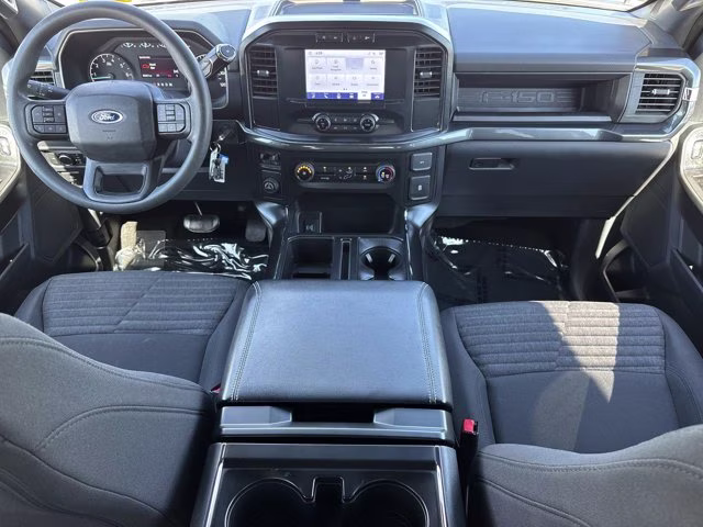 2022 Oxford White Ford F-150 XL RWD Truck