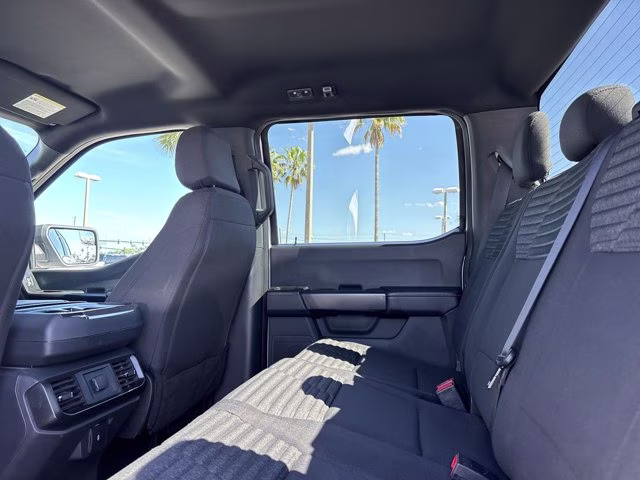 2022 Oxford White Ford F-150 XL RWD Truck