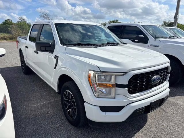 2022 Oxford White Ford F-150 XL RWD Truck