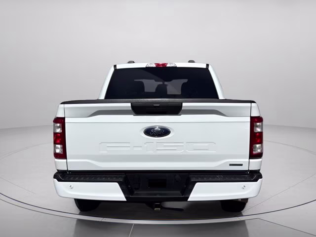 2022 Oxford White Ford F-150 XL RWD Truck