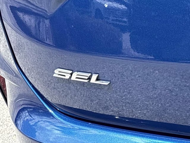 2023 Blue Metallic Ford Edge SEL AWD SUV