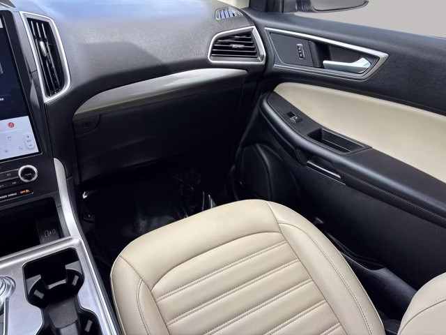 2023 Blue Metallic Ford Edge SEL AWD SUV