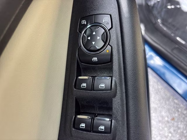 2023 Blue Metallic Ford Edge SEL AWD SUV