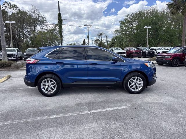 2023 Blue Metallic Ford Edge SEL AWD SUV