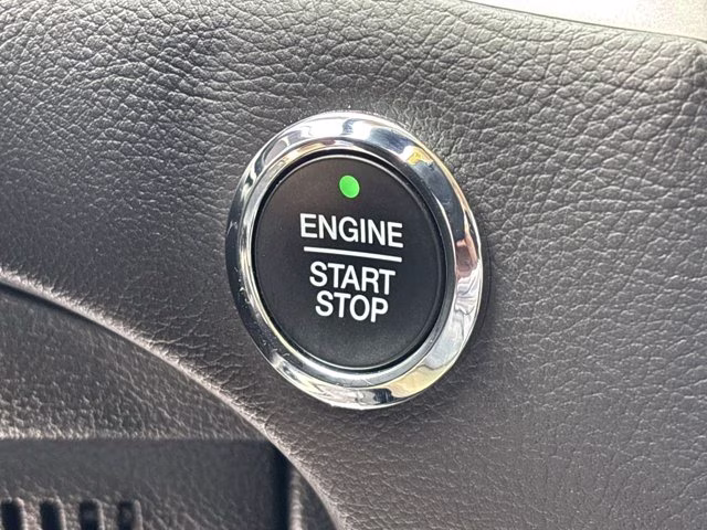 2023 Blue Metallic Ford Edge SEL AWD SUV