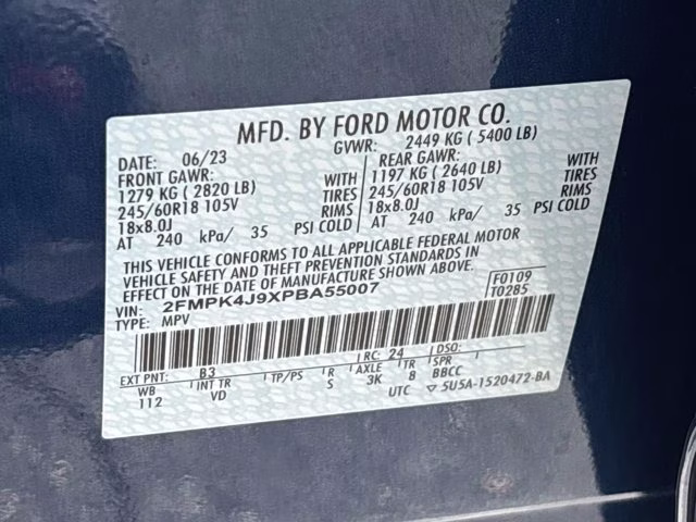 2023 Blue Metallic Ford Edge SEL AWD SUV