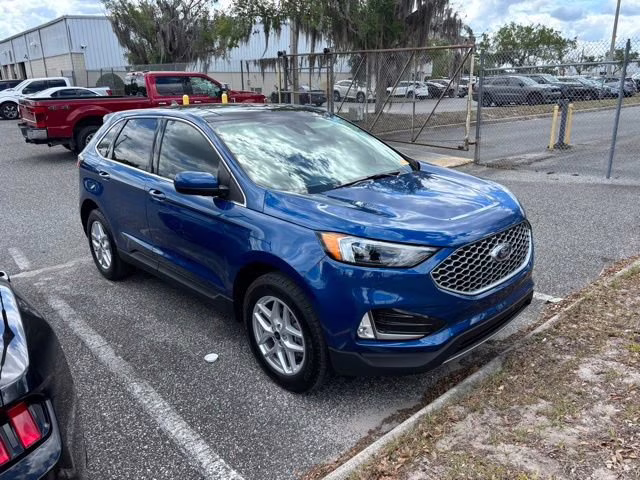2023 Blue Metallic Ford Edge SEL AWD SUV