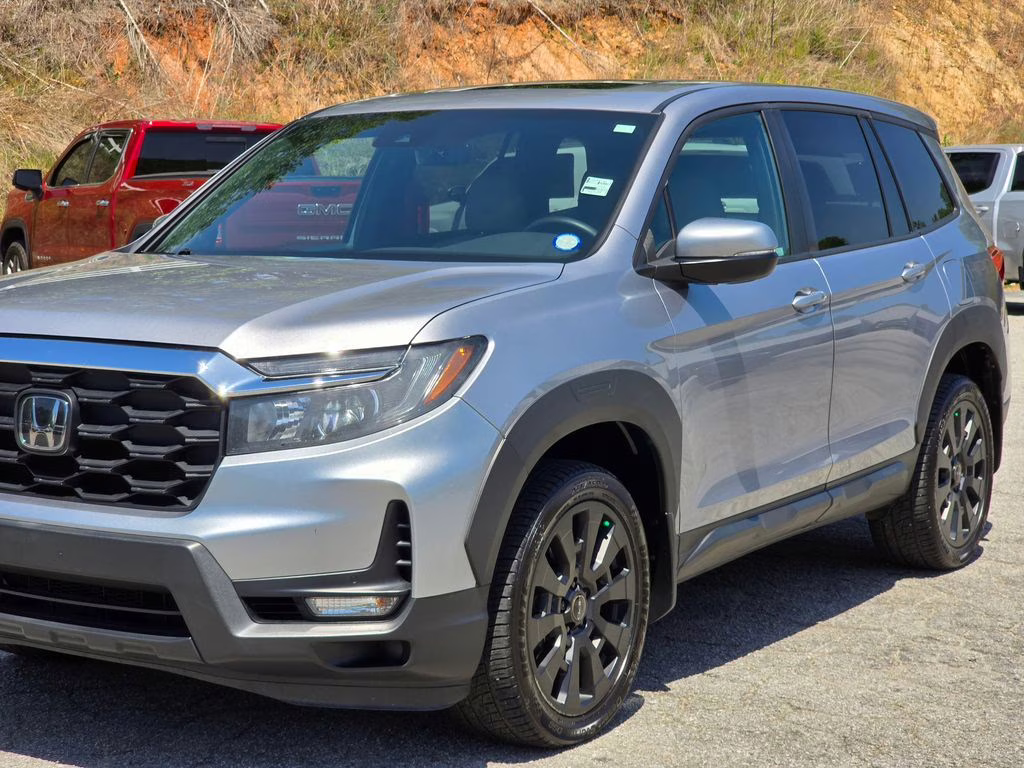 2023 Lunar Silver Metallic Honda Passport EX-L AWD SUV