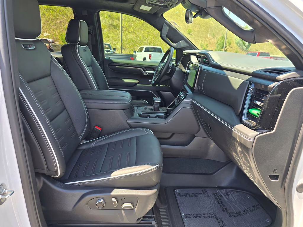2025 Summit White GMC Sierra 1500 AT4X 4X4 Truck