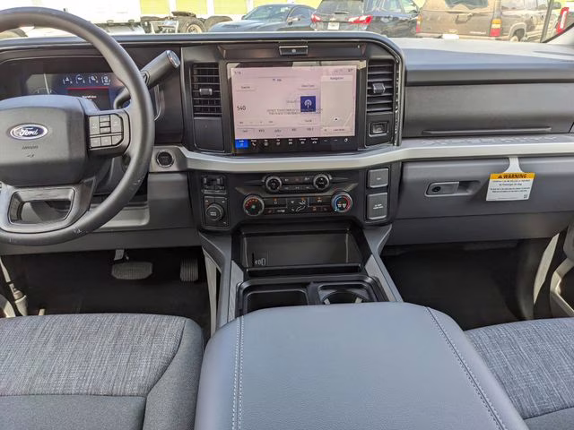 2026 Avalanche Ford Super Duty F-350 DRW XLT 4X4 Truck