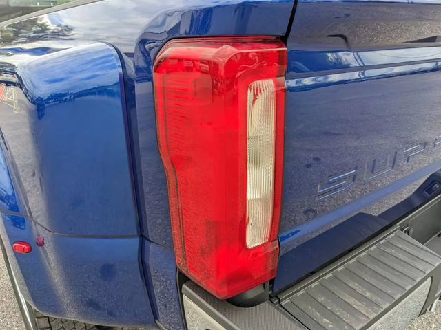 2026 Argon Blue Metallic Ford Super Duty F-450 DRW XL 4X4 Truck