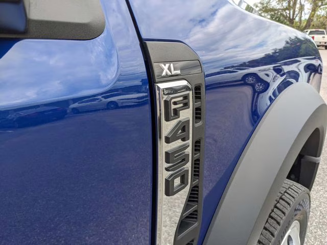 2026 Argon Blue Metallic Ford Super Duty F-450 DRW XL 4X4 Truck