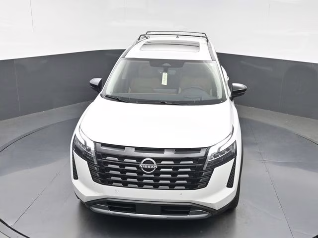 2026 Everest White Pearl Tricoat Nissan Pathfinder Platinum 4X4 SUV