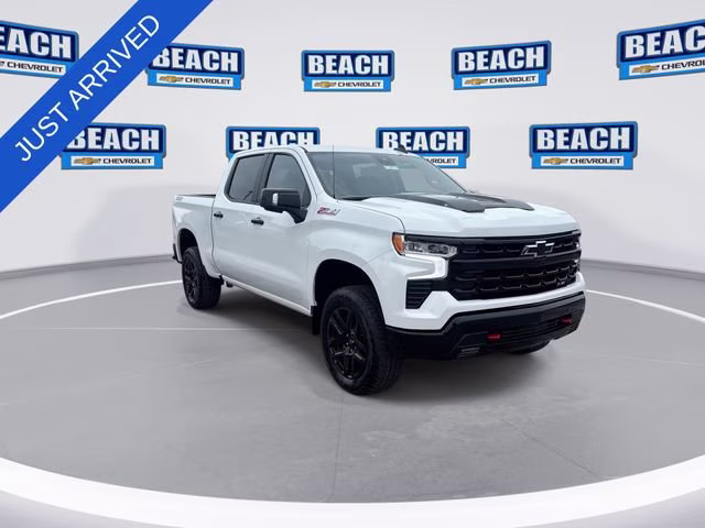 2026 Summit White Chevrolet Silverado 1500 LT Trail Boss 4X4 Truck