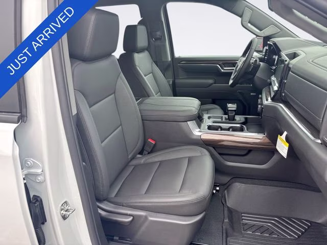 2026 Summit White Chevrolet Silverado 1500 LT Trail Boss 4X4 Truck