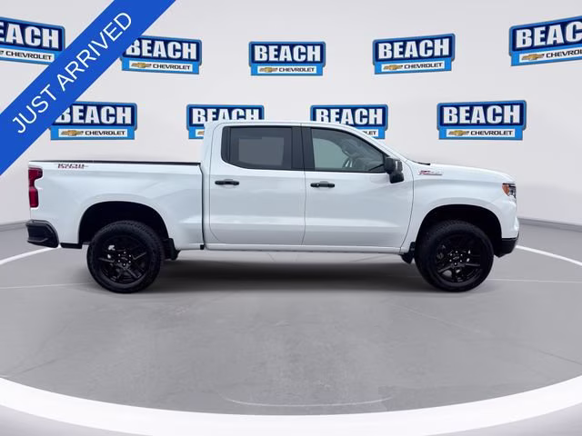 2026 Summit White Chevrolet Silverado 1500 LT Trail Boss 4X4 Truck