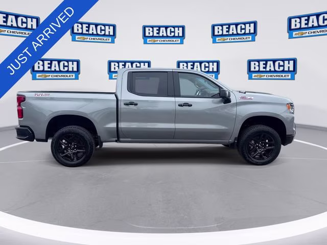 2026 Sterling Gray Metallic Chevrolet Silverado 1500 LT Trail Boss 4X4 Truck
