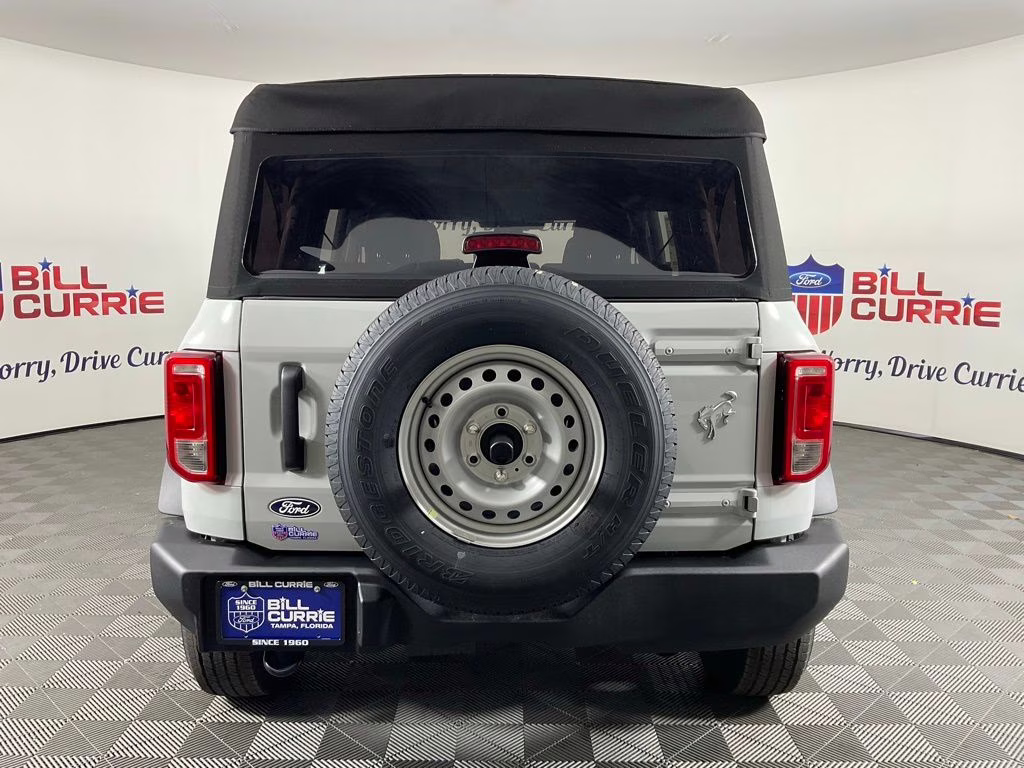 2026 Avalanche Ford Bronco Base 4X4 SUV