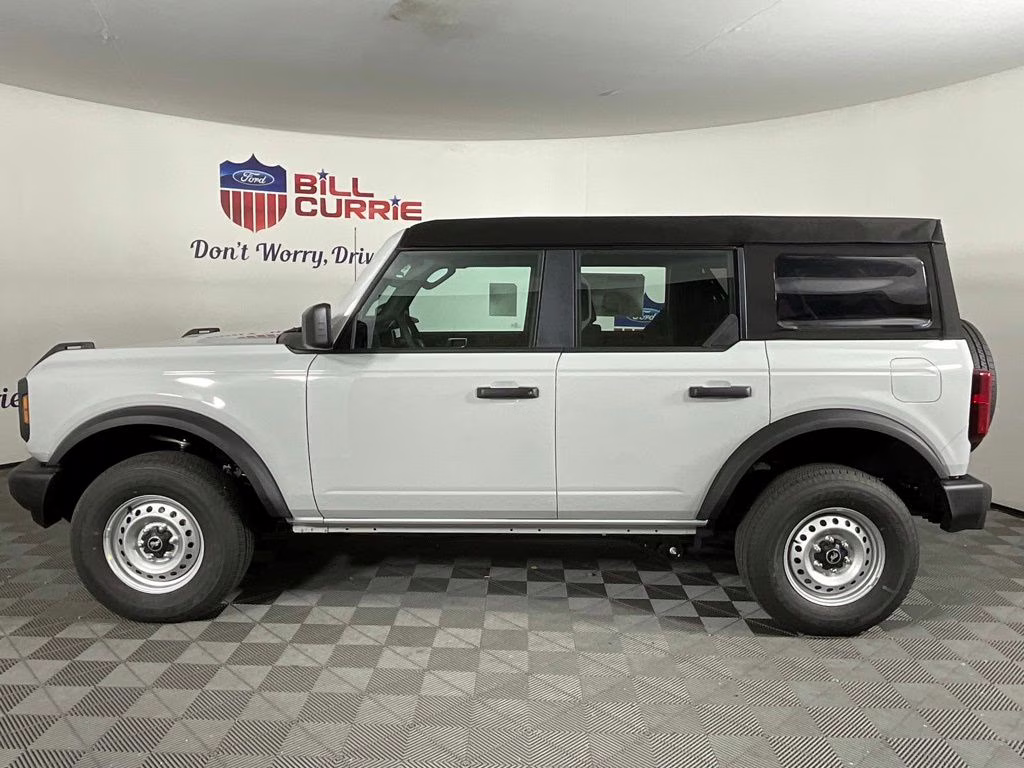 2026 Avalanche Ford Bronco Base 4X4 SUV