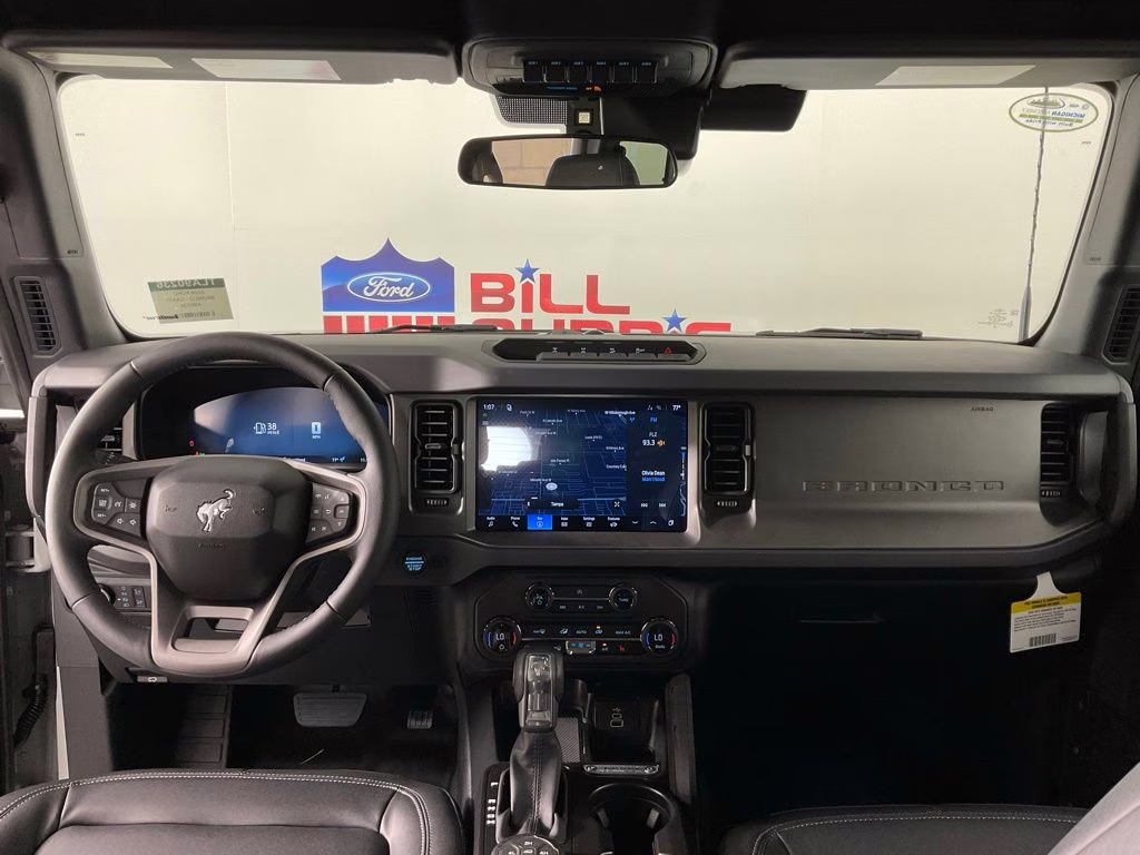 2026 Avalanche Ford Bronco Badlands 4X4 SUV