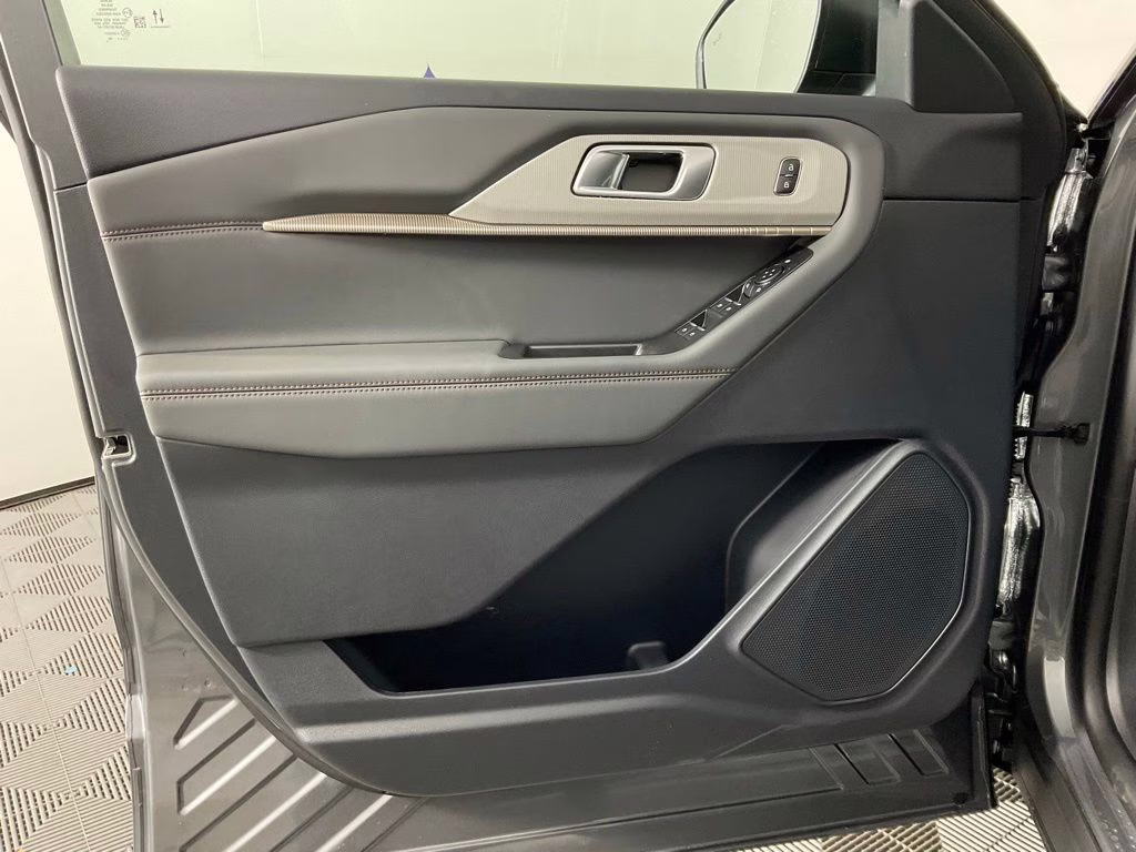 2026 Gray Ford Explorer Active RWD SUV