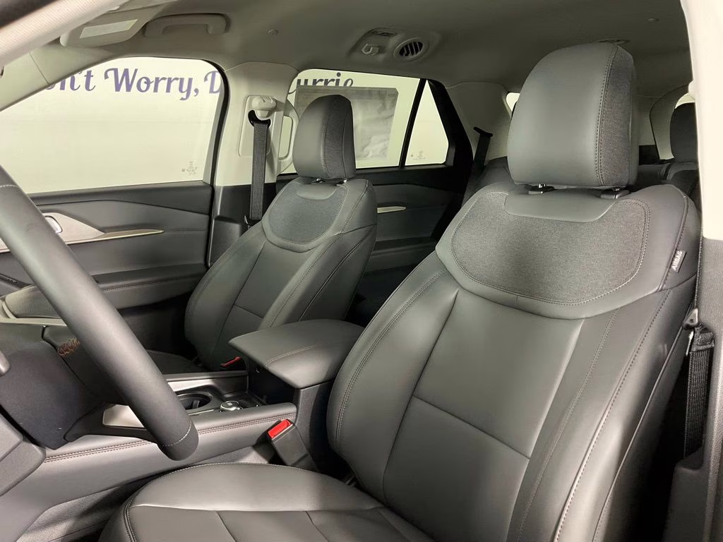 2026 Gray Ford Explorer Active RWD SUV