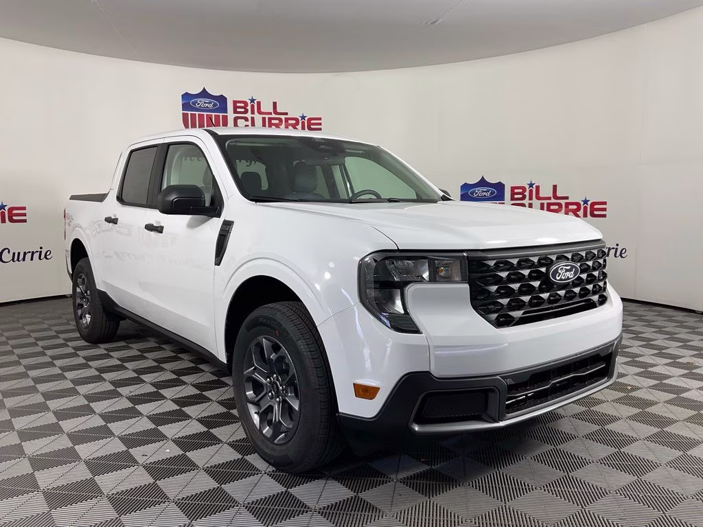 2026 Oxford White Ford Maverick XLT FWD Truck