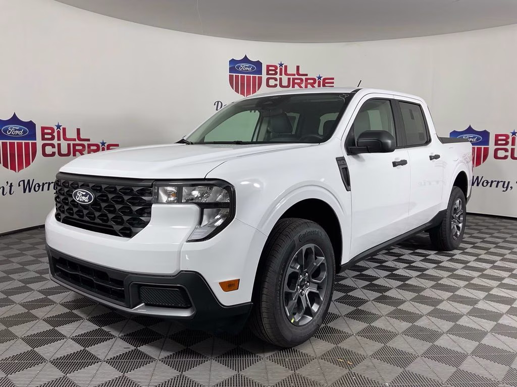 2026 Oxford White Ford Maverick XLT FWD Truck