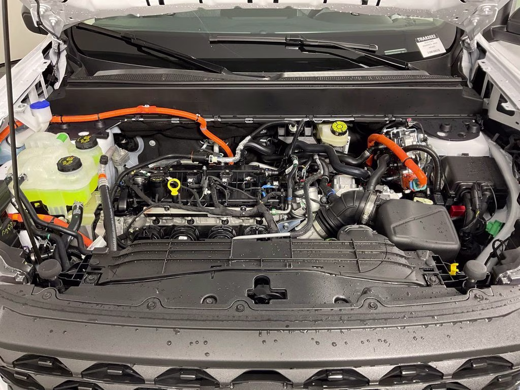 2026 Oxford White Ford Maverick XLT FWD Truck