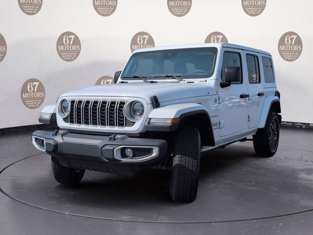 2024 Bright White Clearcoat Jeep Wrangler Sahara 4X4 SUV