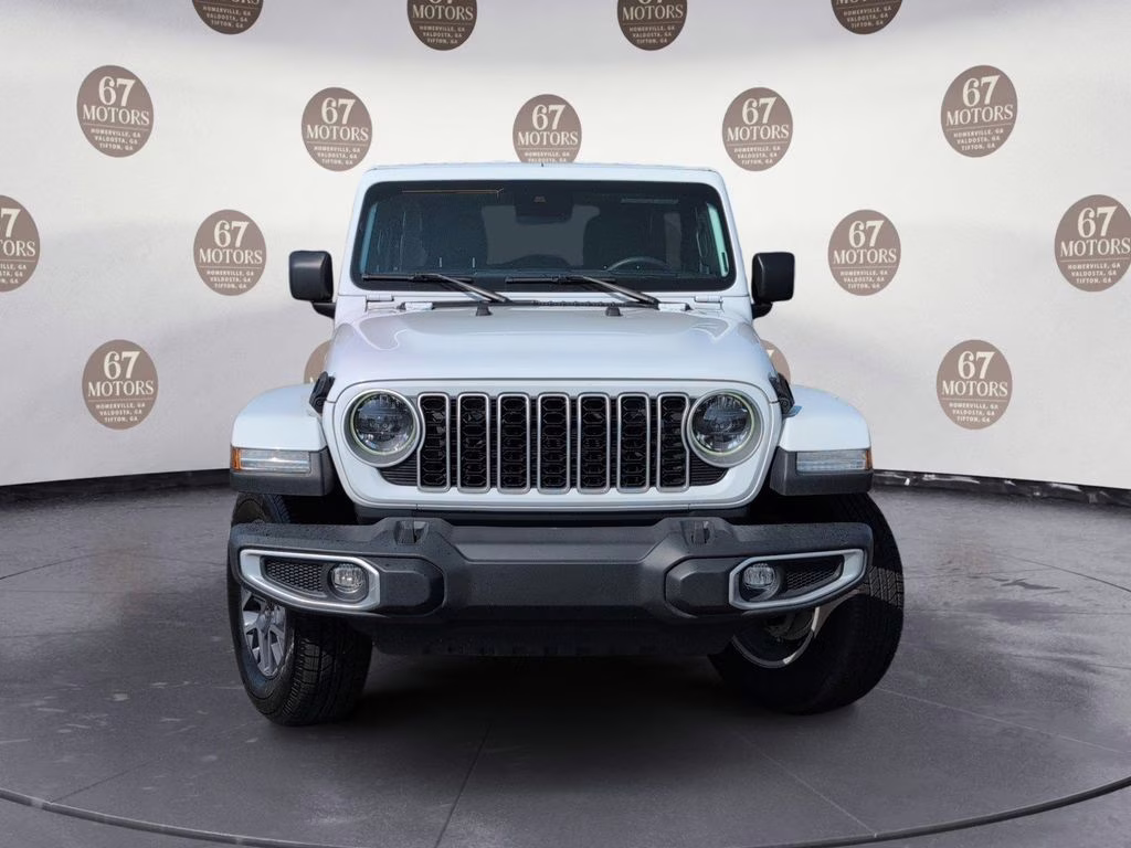 2024 Bright White Clearcoat Jeep Wrangler Sahara 4X4 SUV