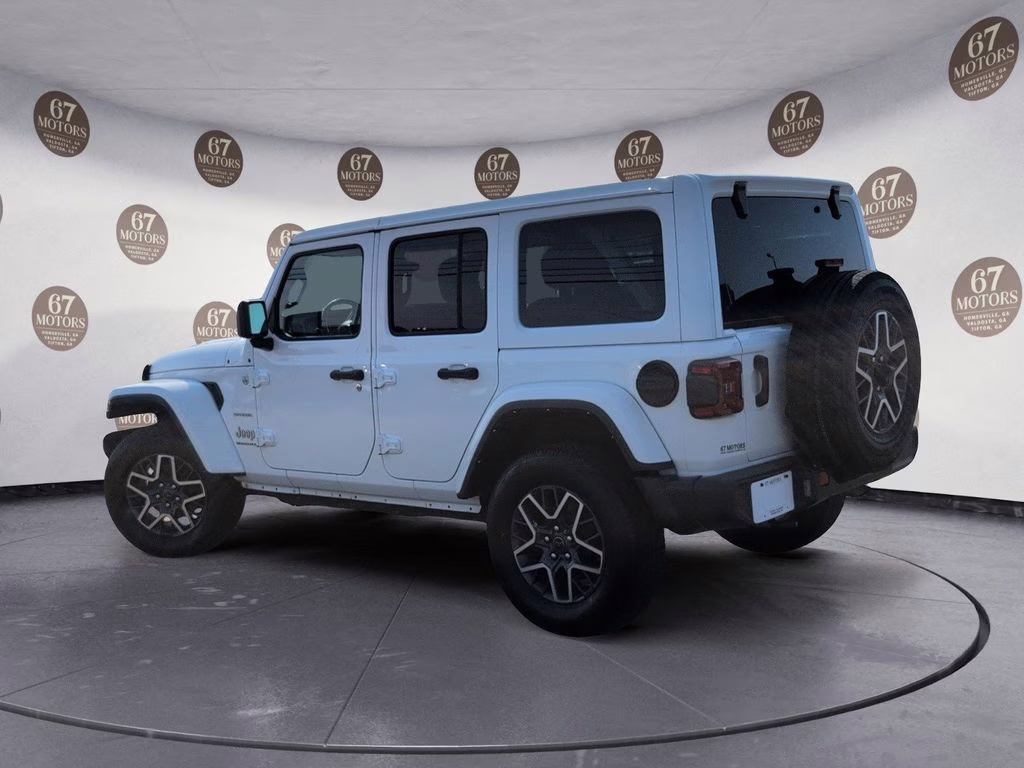 2024 Bright White Clearcoat Jeep Wrangler Sahara 4X4 SUV