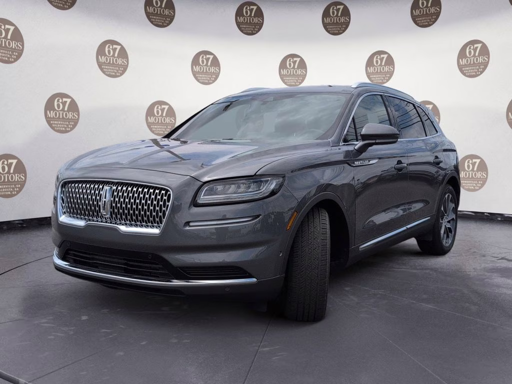 2023 Gray Metallic Lincoln Nautilus Reserve FWD SUV