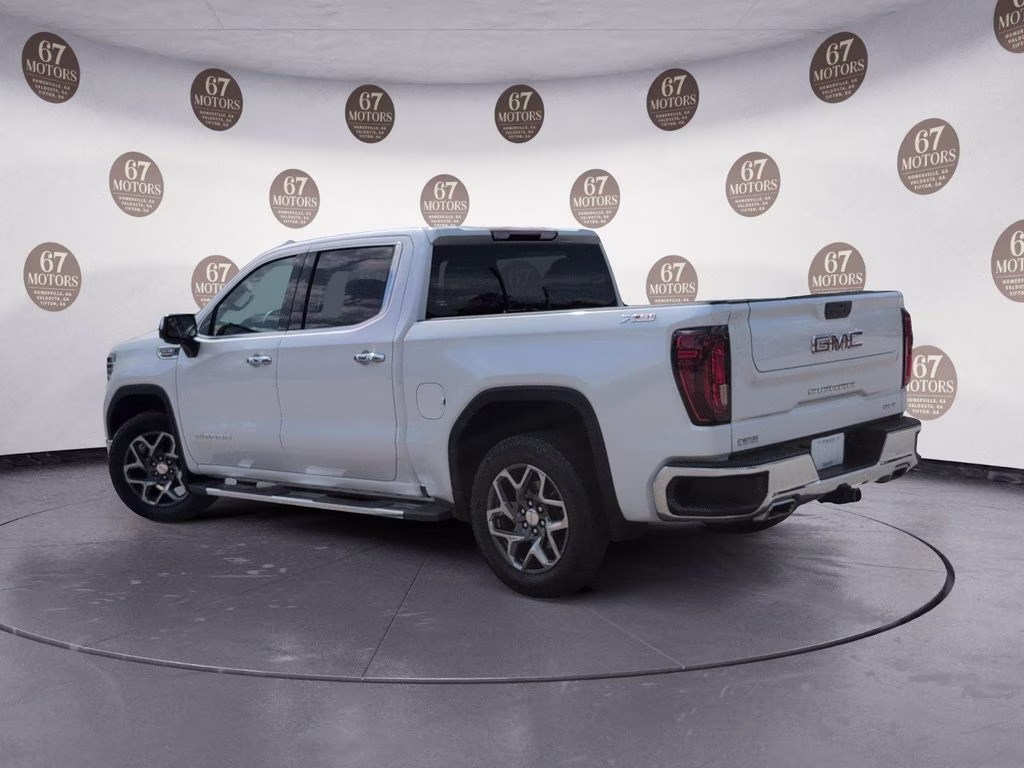 2023 White Frost Tricoat GMC Sierra 1500 SLT 4X4 Truck