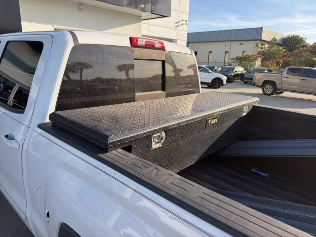 2017 Summit White GMC Sierra 1500 SLT 4X4 Truck