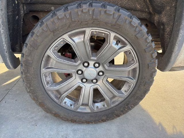 2017 Summit White GMC Sierra 1500 SLT 4X4 Truck