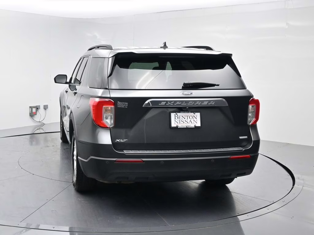 2020 Magnetic Ford Explorer XLT RWD SUV