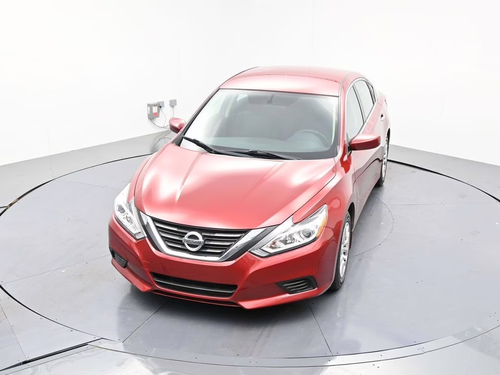 2017 Cayenne Red Nissan Altima 2.5 S FWD Sedan