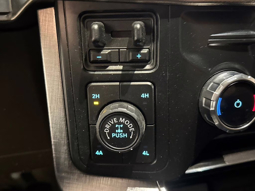 2022 Oxford White Ford F-150 King Ranch 4X4 Truck
