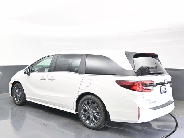 2026 Platinum White Pearl Honda Odyssey Touring FWD Van