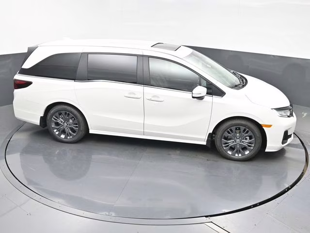 2026 Platinum White Pearl Honda Odyssey Touring FWD Van